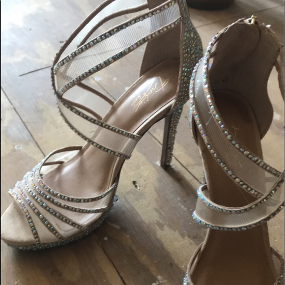 Brand New, never worn Luxury Heels - Picture 1 of 4